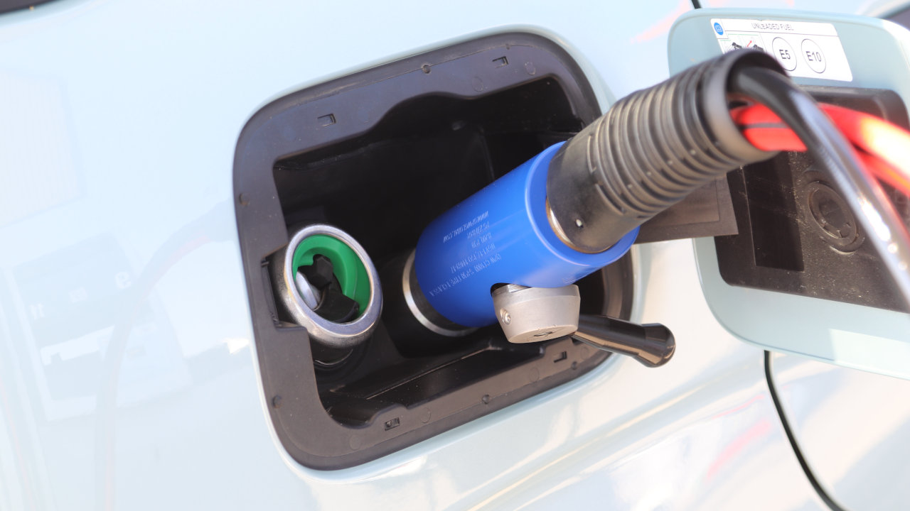 Metano nuovo distributore a Sambuca di